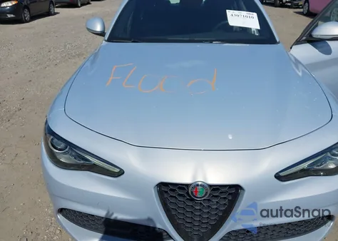 2022 Alfa Romeo Giulia Sprint Rwd z USA, uszkodzony, nr VIN ZARFAMAN9N7664570